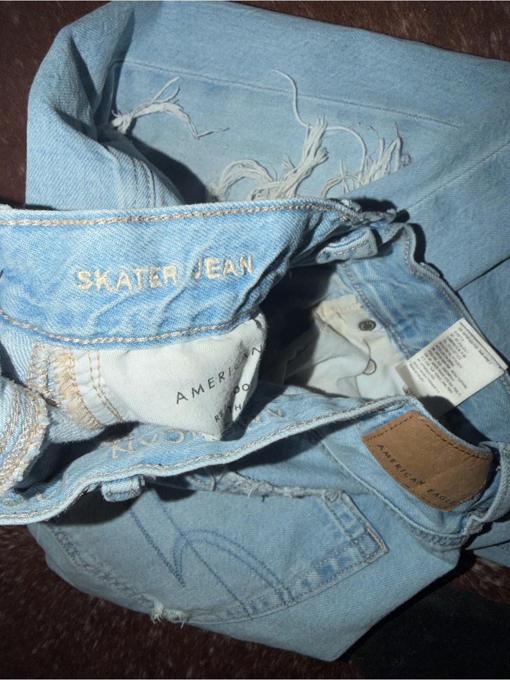 AE size 0 short, baggy jeans - Picture 4 of 4